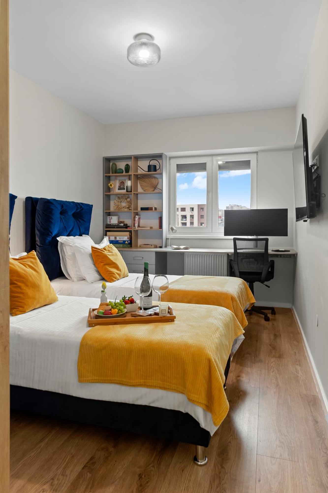 Mido Park Apartment With Private Parking & Self Check-In Bucharest Exterior photo