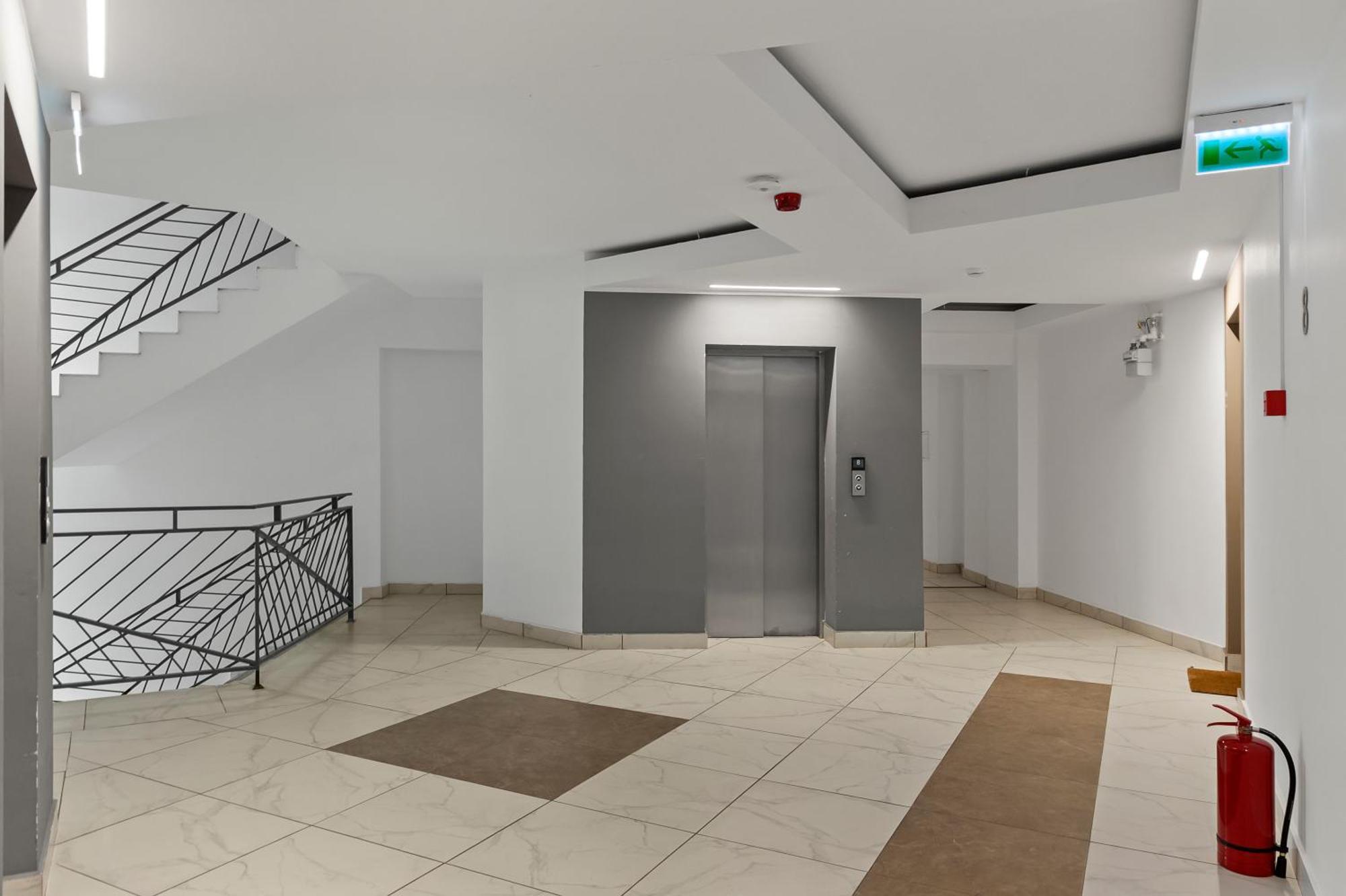 Mido Park Apartment With Private Parking & Self Check-In Bucharest Exterior photo